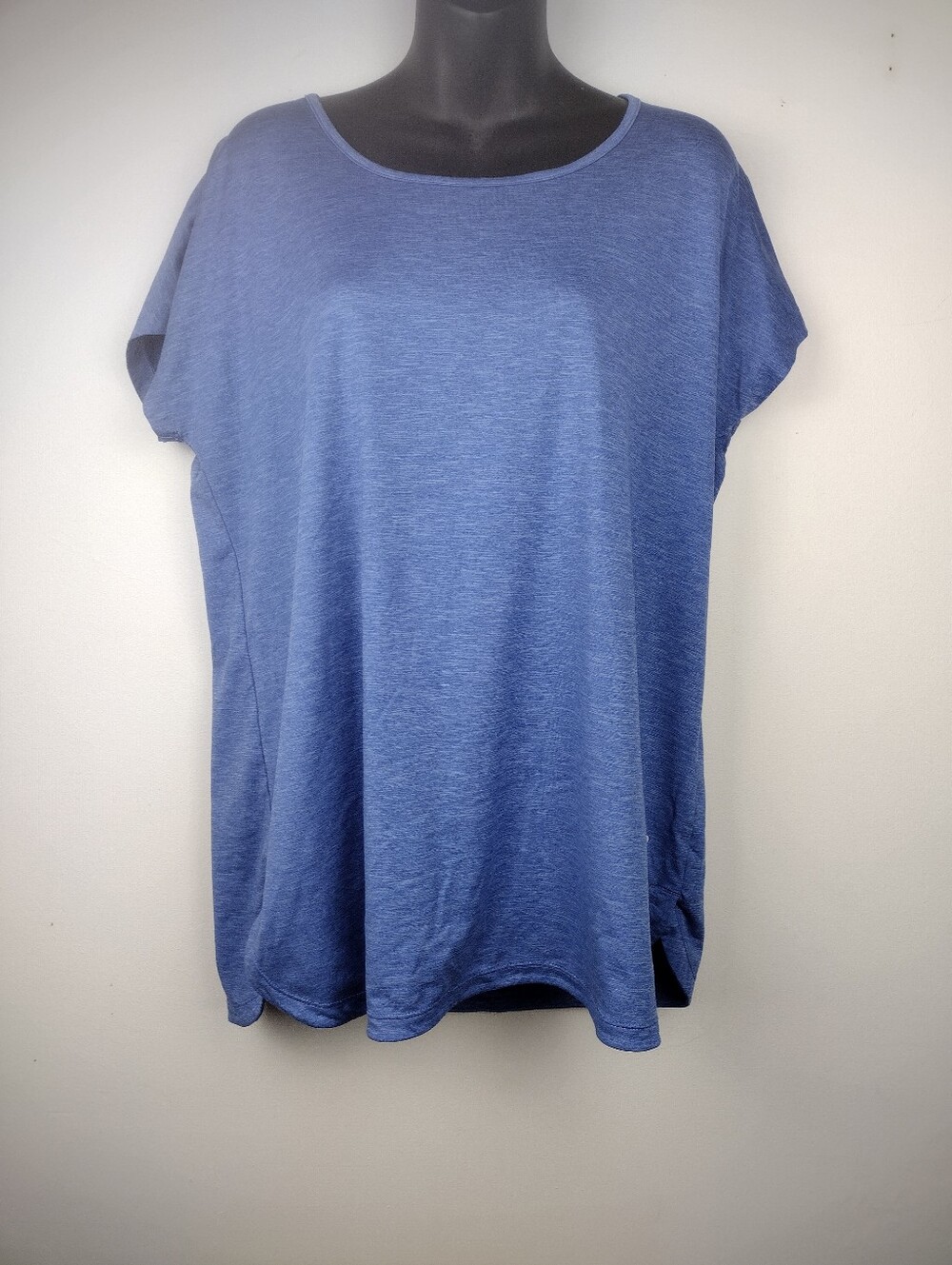 Tuff Athletics Blue Scoop Neck Short Sleeve Top size XL